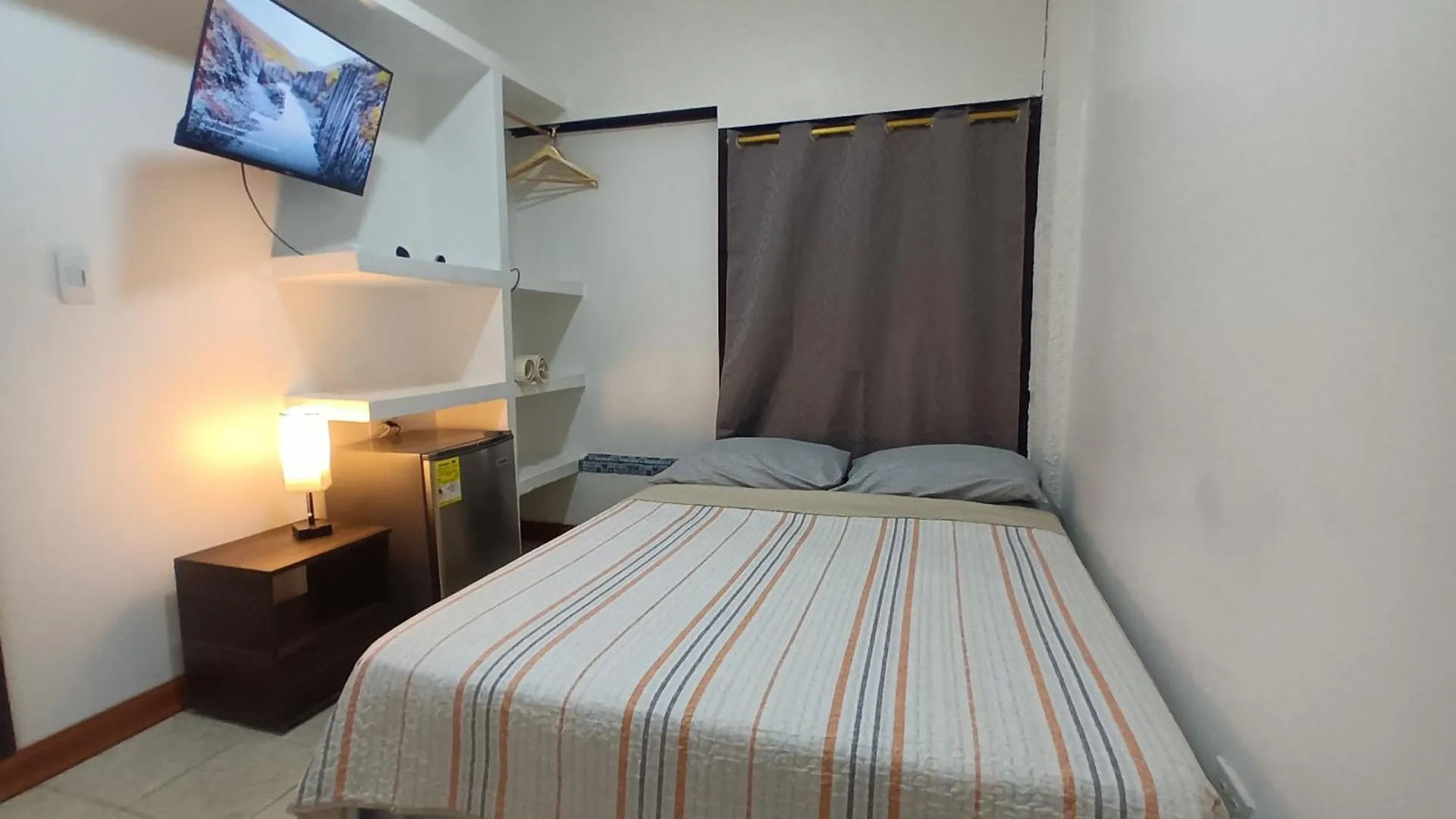 Habitación en casa particular Apartamento Confortable Y Central Habitacion A 1 Cuadra De La Playa San Andrés